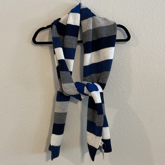 Gap Women's Wool Knit Scarf One Size Blue Stripe Nautical Preppy Contemporary - Picture 4 of 9